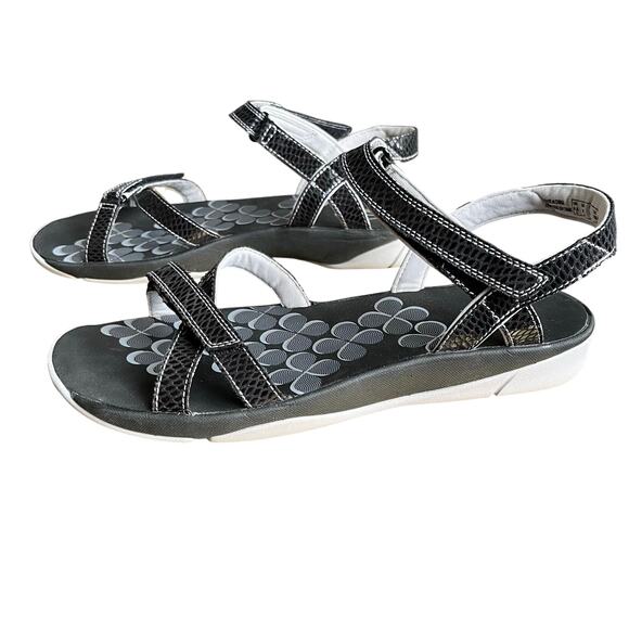 Clarks Active Sandals Women's Size 9 Black Patent White Adjustable Athleisure - Picture 1 of 8